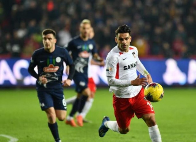 Muhammet Demir herkesi çıldırttı 2