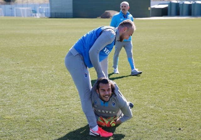 Trabzonspor Rizespor'a hazırlanıyor! Antrenman sonrası sürpriz 11