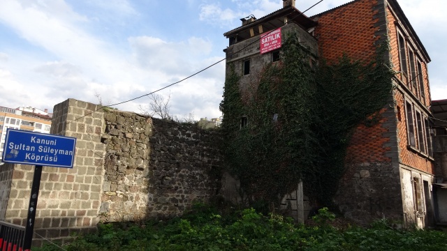 Trabzon kalesi yok olma tehditi altında 12