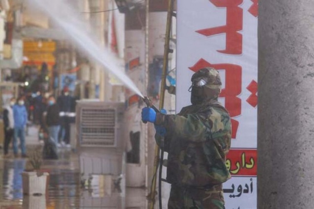 Hemşirenin görüntüsü olay yarattı... Virüsten böyle korundu! 5