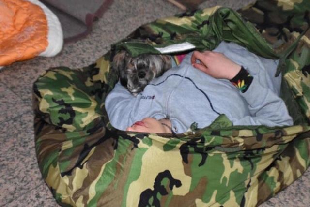 Yunan polisi dövüp, soyup geri yolladı... 5