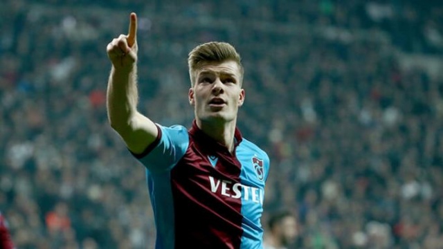 İngiliz devi Sörloth'u izliyor 2