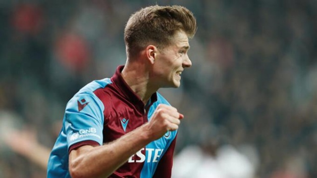 İngiliz devi Sörloth'u izliyor 4