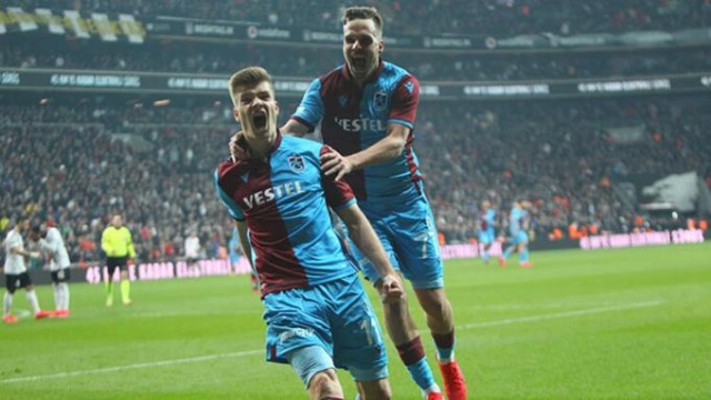 İngiliz devi Sörloth'u izliyor 3