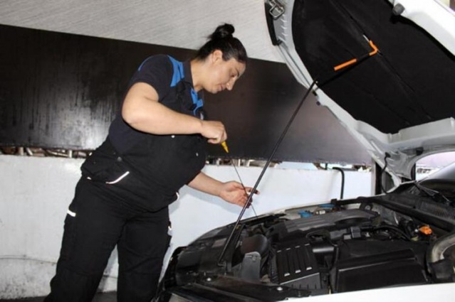 8 aylık hamile! Yaptığını gören inanamıyor... 7