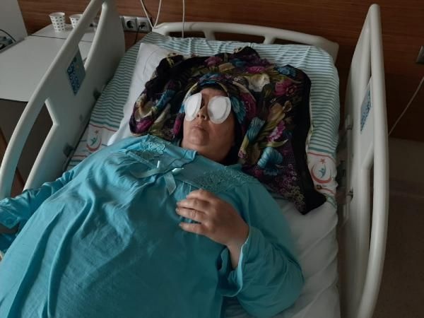 Oda arkadaşı gözlerini oydu 2