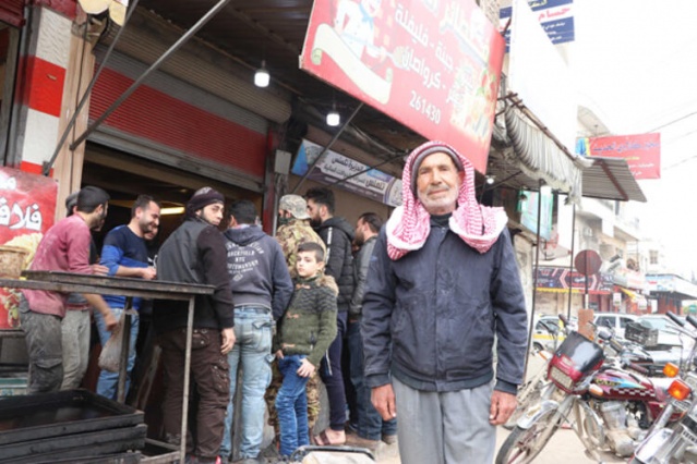 Tam o an! Türk bayrakları asılmaya başladı... 6