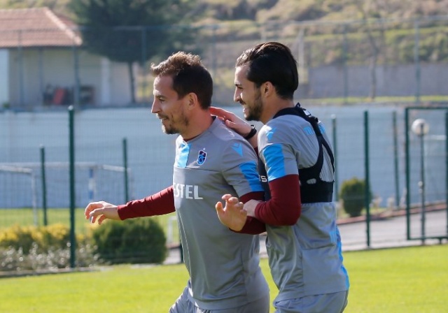 Trabzonspor'da neşeli idman 26