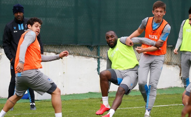 Trabzonspor Başakşehir çalışmalarına başladı 1