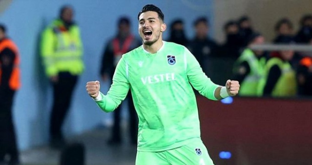 Liverpool elendi, Uğurcan gündeme oturdu 5