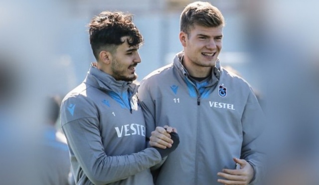 Koronavirüsün ilk aşısı deneniyor 6