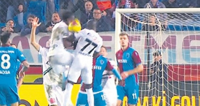 Trabzonspor'un 21 puanı çalındı 11