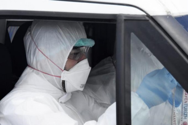 Tedavisi süren koronavirüs hastalarıyla ilgili flaş açıklama. 13