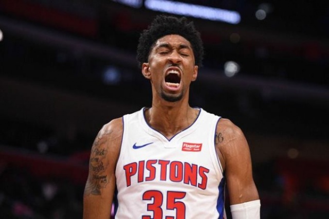 Koronavirüs futbol ve basketbolu da sardı 5