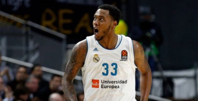 Koronavirüs futbol ve basketbolu da sardı 34