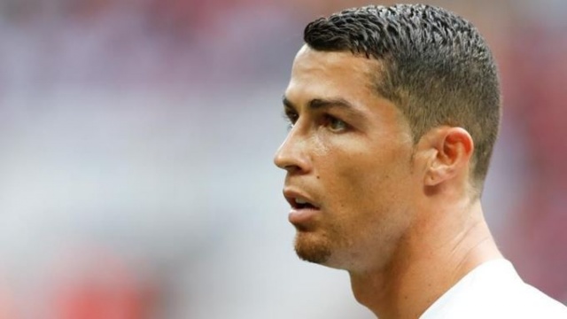 Ronaldo'dan büyük fedakarlık! Örnek hareket. 1