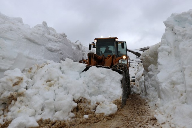Gümüşhane'de mart ayında karla mücadele 8