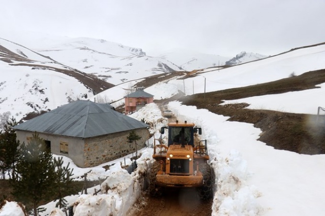 Gümüşhane'de mart ayında karla mücadele 3