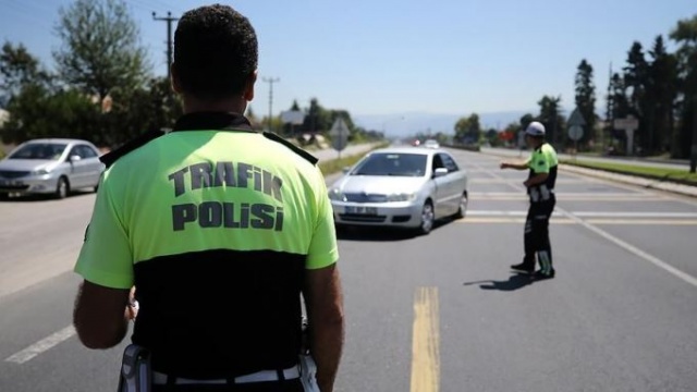 Özel aracı ile yola çıkacak olanlar dikkat! 6