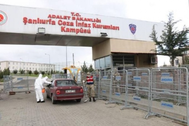 Adliye ve cezaevleri dezenfekte edildi 5