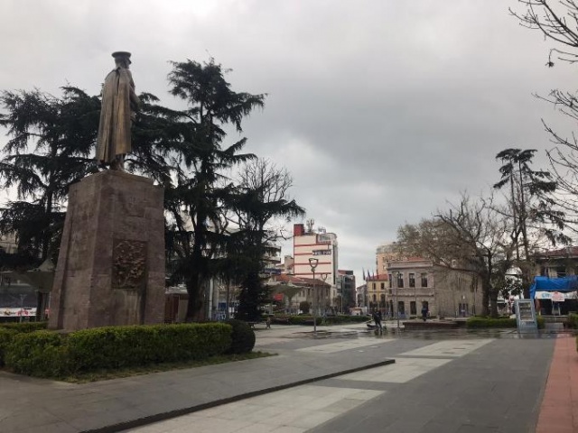 Trabzon en sessiz günlerini yaşıyor 3