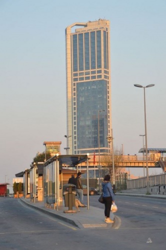 Sokağa çıkma yasağı sonrası ilk sabah. İstanbul'da yollar boş kaldıç 4