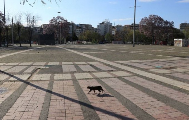 Sokağa çıkma yasağı sonrası ilk sabah. İstanbul'da yollar boş kaldıç 12