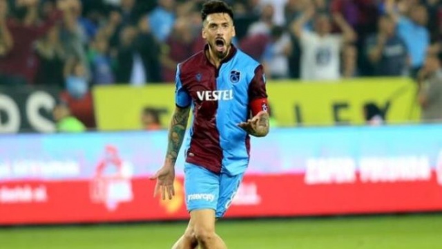 Sosa futbol öyküsünü anlattı: Kariyerimin en kötü anıydı 4