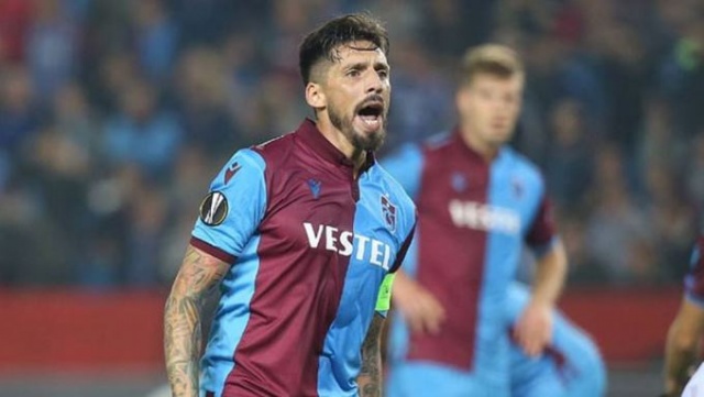 Sosa futbol öyküsünü anlattı: Kariyerimin en kötü anıydı 6