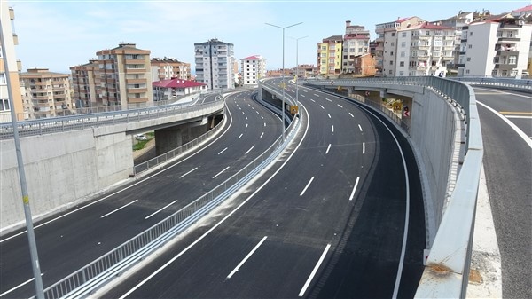 Kanuni Bulvarı'nın yarısına gelindi 14