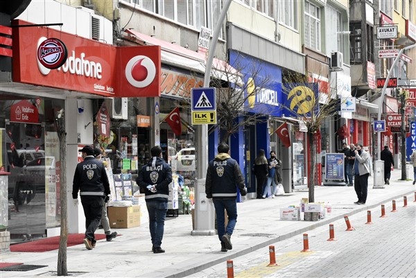 Doğu Karadeniz illerinde sokaklarda son durum 9