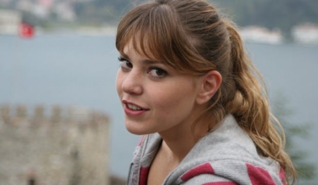 Disleksi hastası Aslı Enver: Kusur değil 7