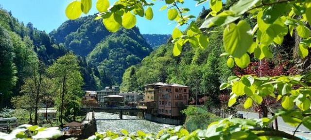 Rize'de doğa görsel şölen sunuyor. Foto Haber. 5