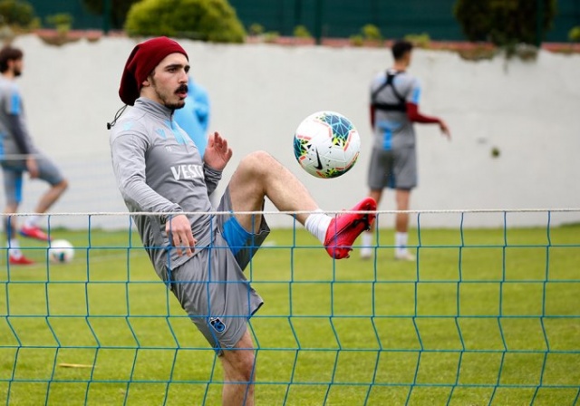 Trabzonspor Hüseyin Çimşir yönetiminde kuvvet çalışması yaptı. 14