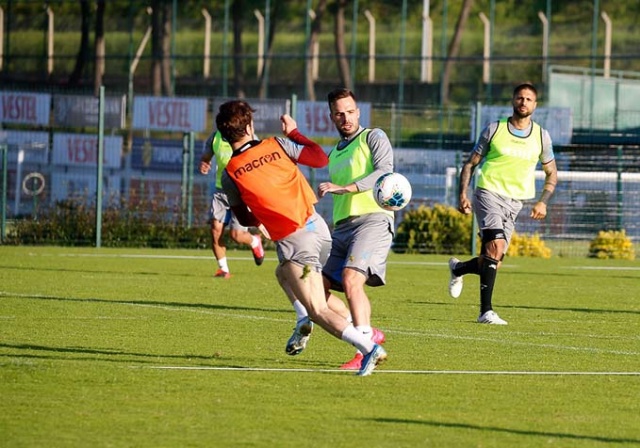 Trabzonspor Hüseyin Cimşir yönetiminde Adaptasyon çalışması yaptı. 12 Mayıs 2020 19