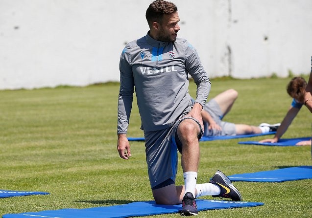 Fırtına’da Yenilenme Mesaisi: Hüseyin Çimşir Yönetiminde Toparlanma Antrenmanı 20