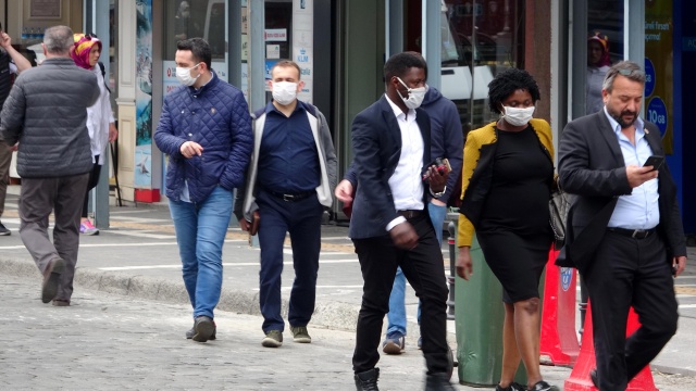 Trabzon'da sosyal mesafe ihlali sürüyor 11