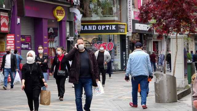 Trabzon'da sosyal mesafe ihlali sürüyor 7