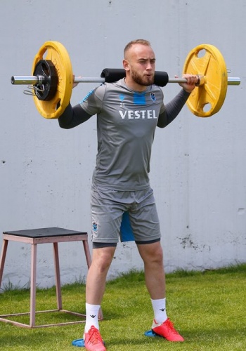 Trabzonspor ara vermiyor 6