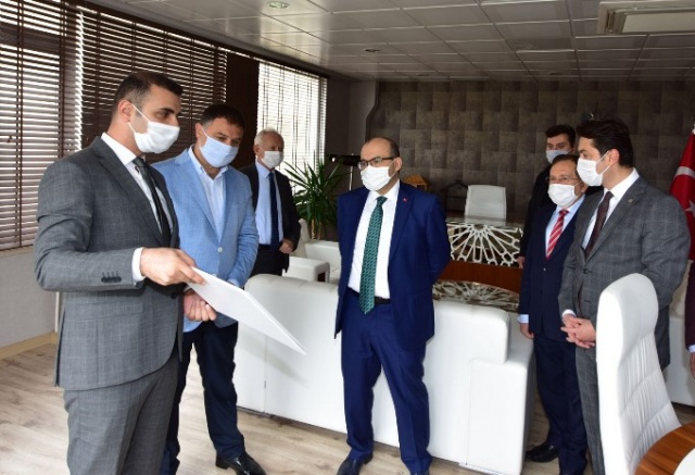 Vali Ustaoğlu ve TTSO Başkanı Hacısalihoğlu'ndan Beşikdüzü OSB'ye çıkarma 16