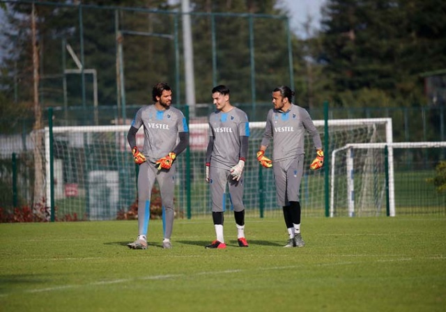 Trabzonspor dayanıklılık çalışmasıyla günü tamamladı 25