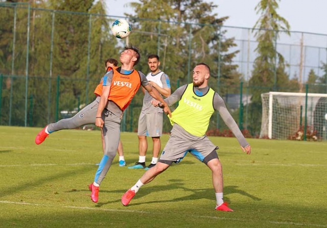 Trabzonspor dayanıklılık çalışmasıyla günü tamamladı 31