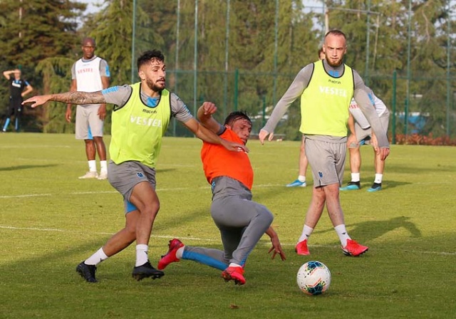 Trabzonspor dayanıklılık çalışmasıyla günü tamamladı 37