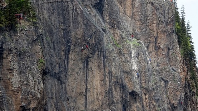Sümela Manastırı'nda yamaçlar çelik ağlarla örülüyor 9