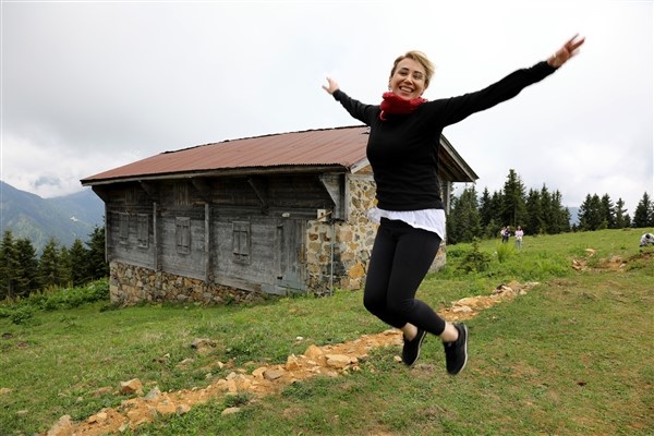 Karadeniz'de yayla göçü erken başladı 7