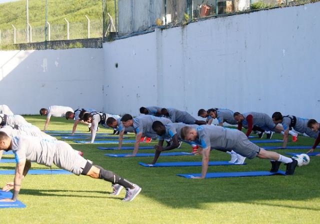 Trabzonspor'da neşeli idman 7