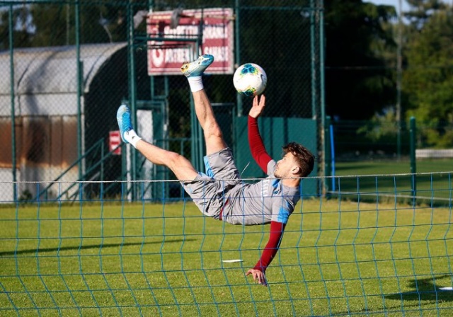 Trabzonspor'da neşeli idman 16