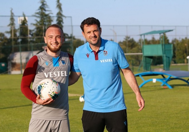 Trabzonspor'da neşeli idman 10