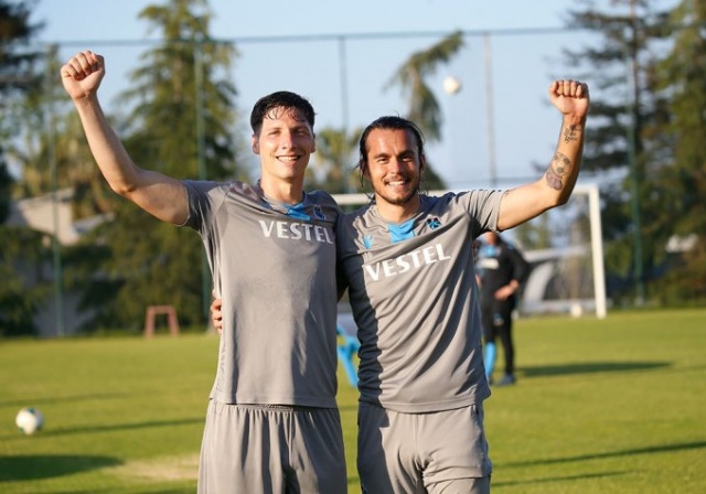 Trabzonspor'da neşeli idman 19