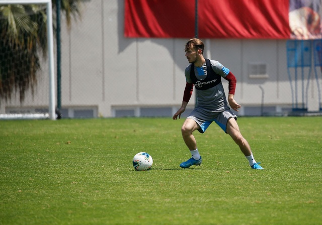 Trabzonspor günü çift antrenmanla tamamladı. 20 Mayıs 2020 25